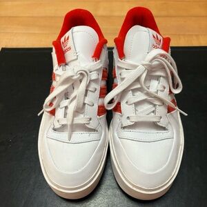 Adidas runners white with red stripes